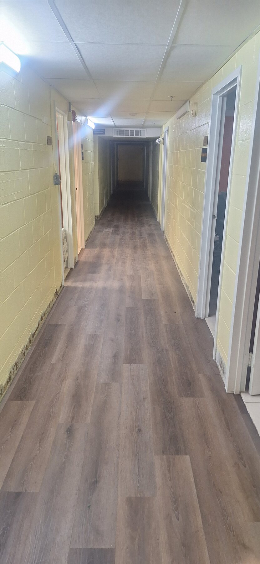 Luxury vinyl plank flooring project by Hank's Flooring